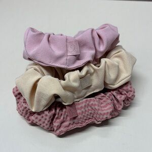 Lululemon scrunchies